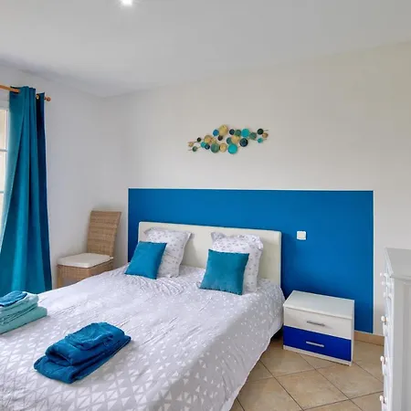 - Charmante Maison Avec Piscine *
