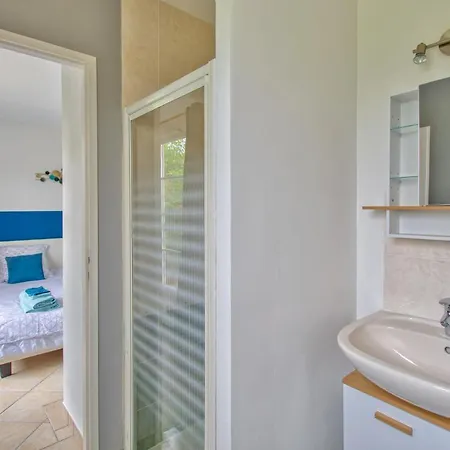- Charmante Maison Avec Piscine Migron